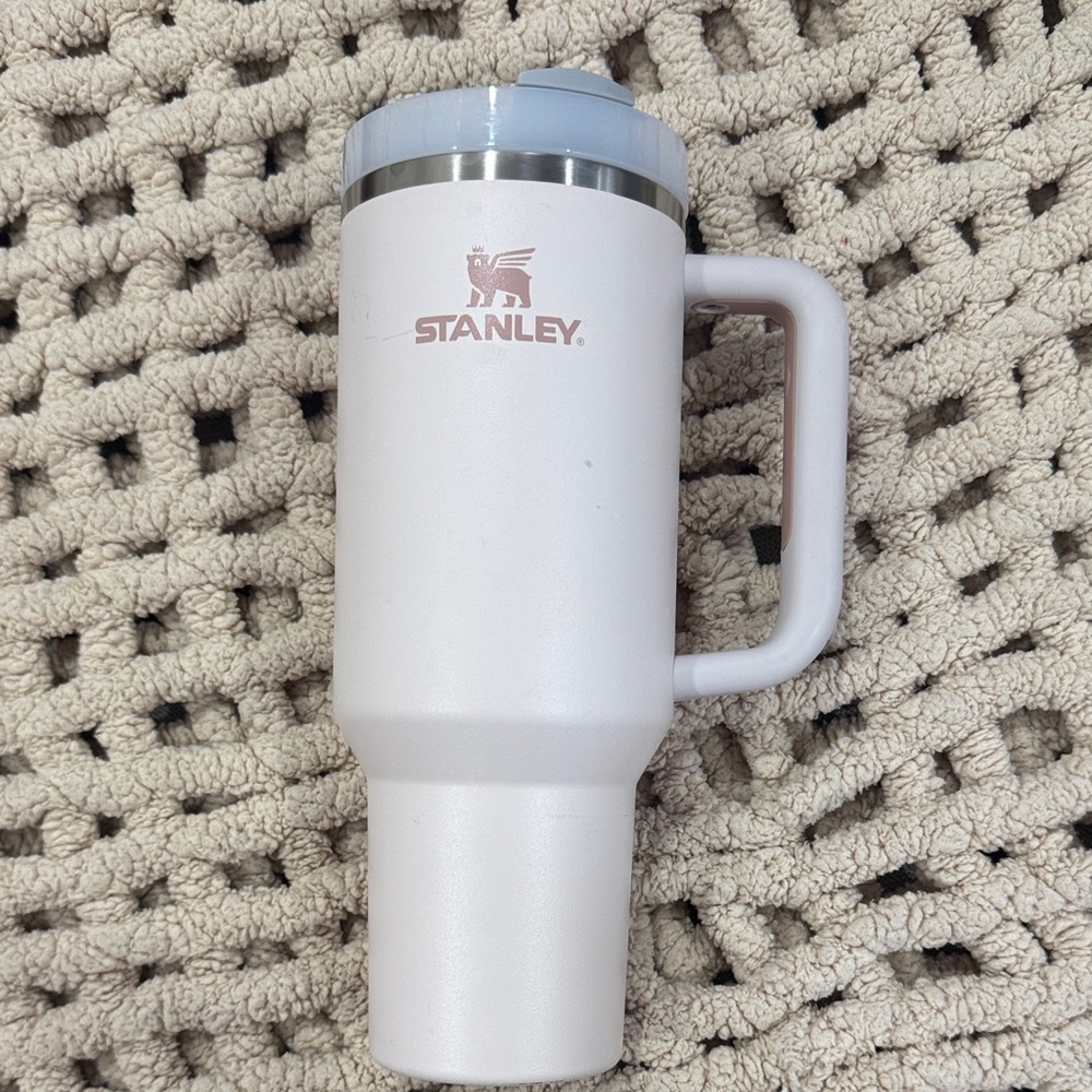 Stanley Classic rose quartz Mug with Handle